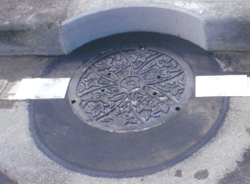 舗装切断完了(構造物接近)